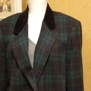 NWT navy blue plaid blazer w/black velvet collar